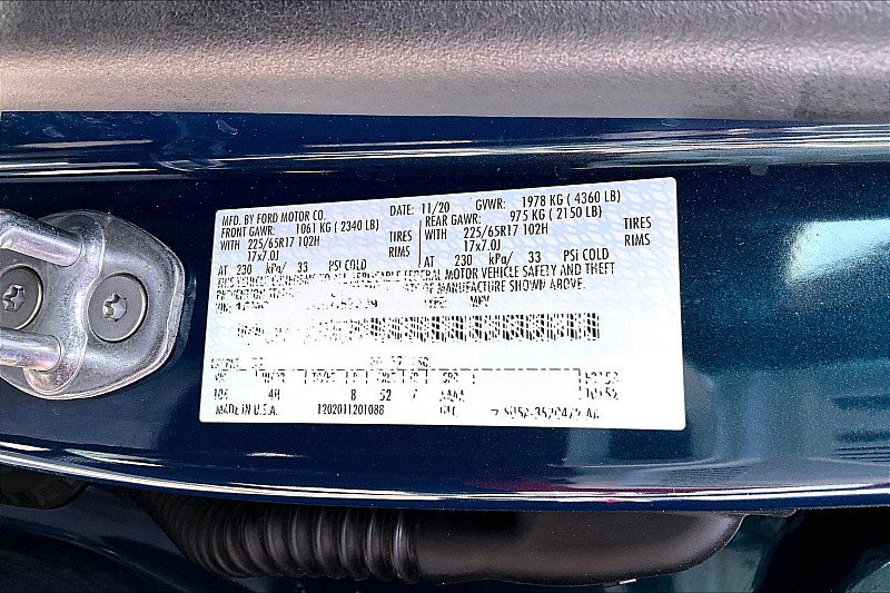 Used 2020 Ford Escape SE image 32