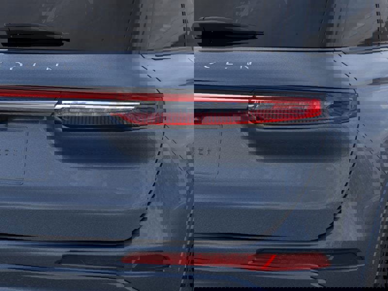 New 2026 Lincoln Corsair Premiere image 21