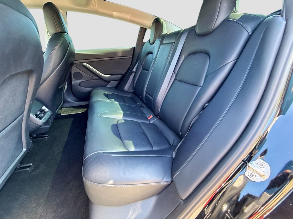 Used 2022 Tesla Model 3 Performance image 19