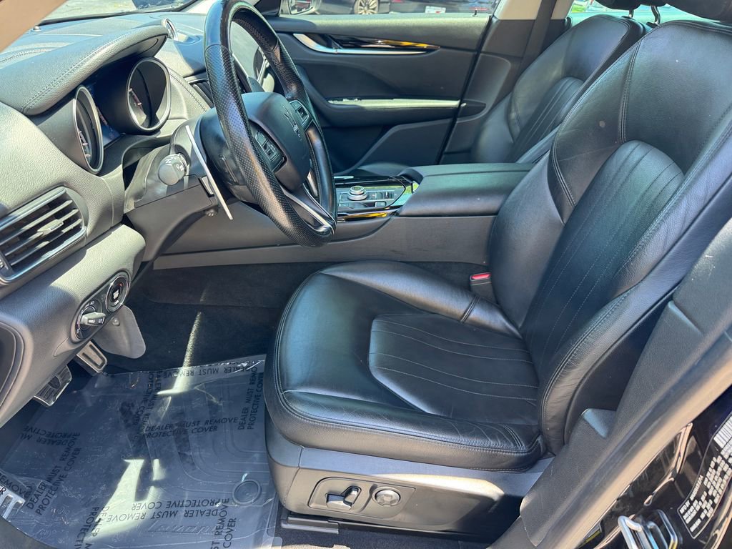 Used 2020 Maserati Levante S AWD/4WD image 10