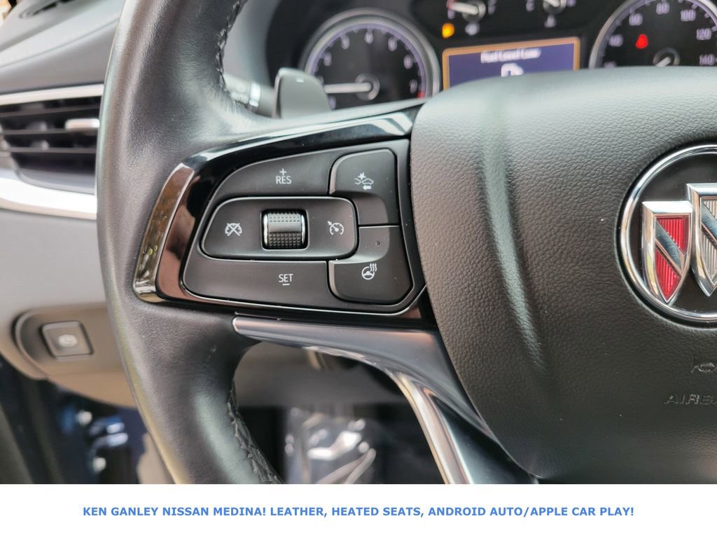 Used 2023 Buick Enclave Essence image 32