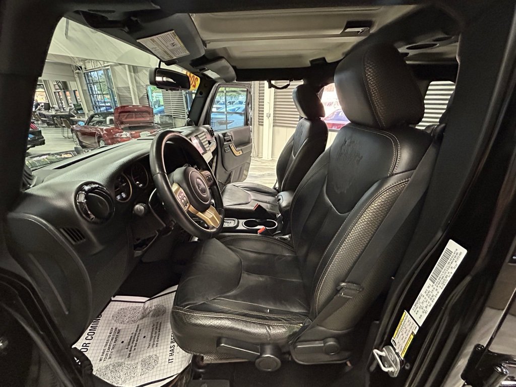 Used 2014 Jeep Wrangler Unlimited Sahara image 48
