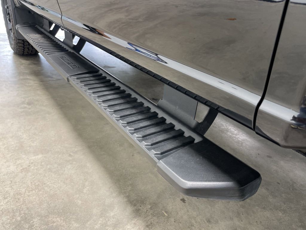 Used 2024 Ford F250 Lariat w/ Sport Appearance Package image 16