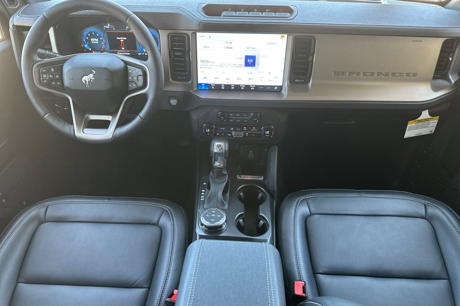 New 2026 Ford Bronco Outer Banks w/ Sasquatch Package AWD/4WD image 13