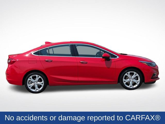 Used 2017 Chevrolet Cruze Premier FWD image 2