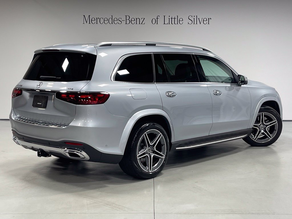 Used 2024 Mercedes-Benz GLS 450 4MATIC image 6