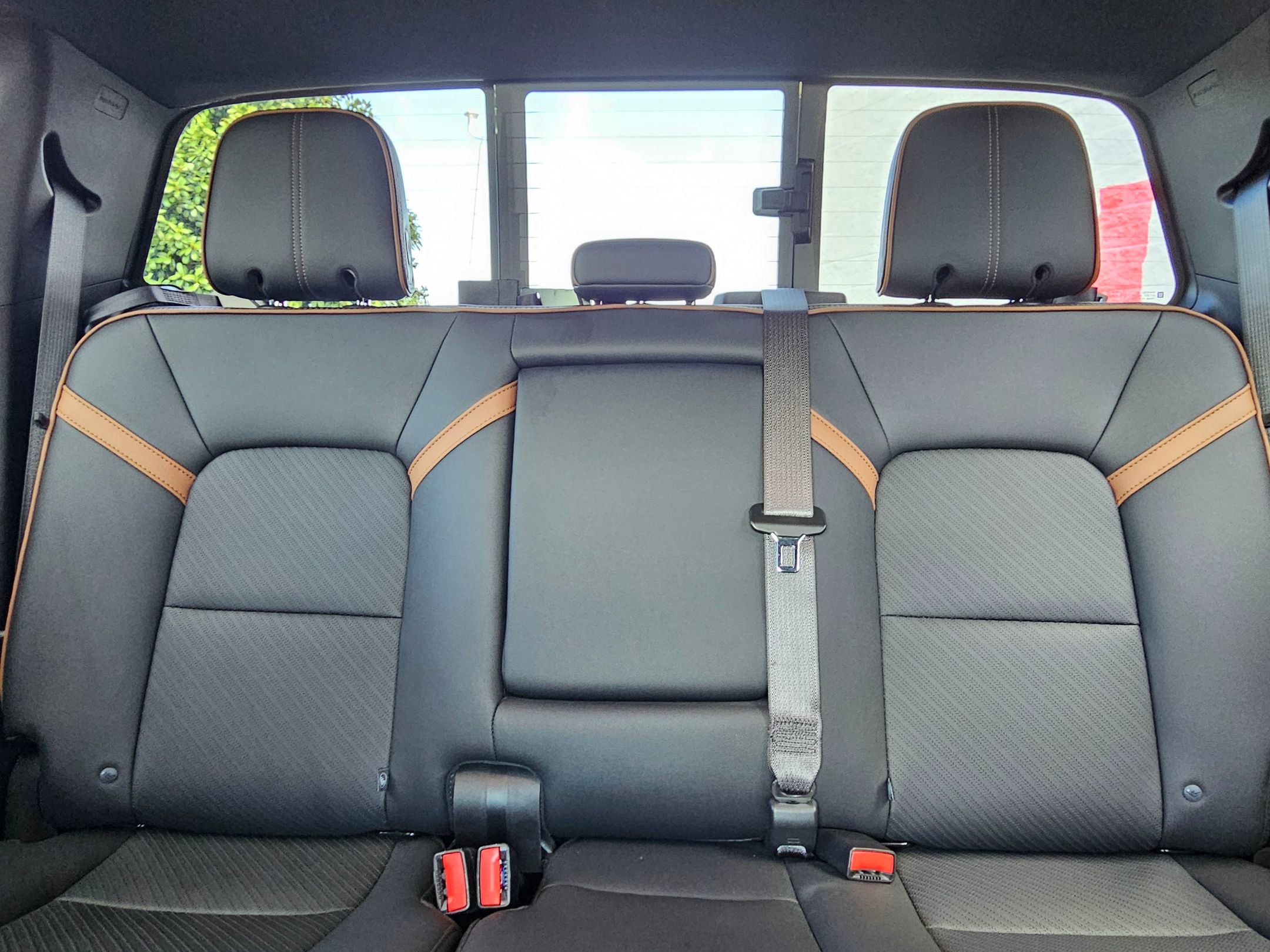 Used 2024 GMC Canyon AT4 w/ AT4 Premium Package image 25