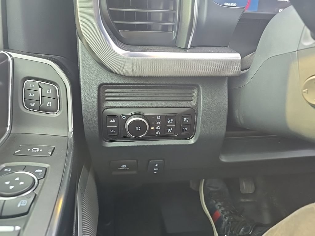Used 2026 Ford F250 Platinum AWD/4WD image 23
