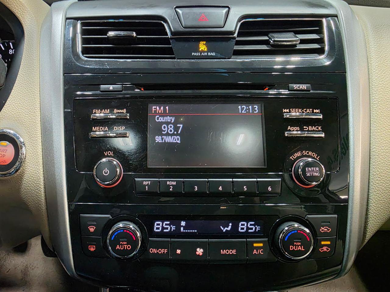 Used 2014 Nissan Altima 2.5 SV w/ Convenience Package FWD image 30