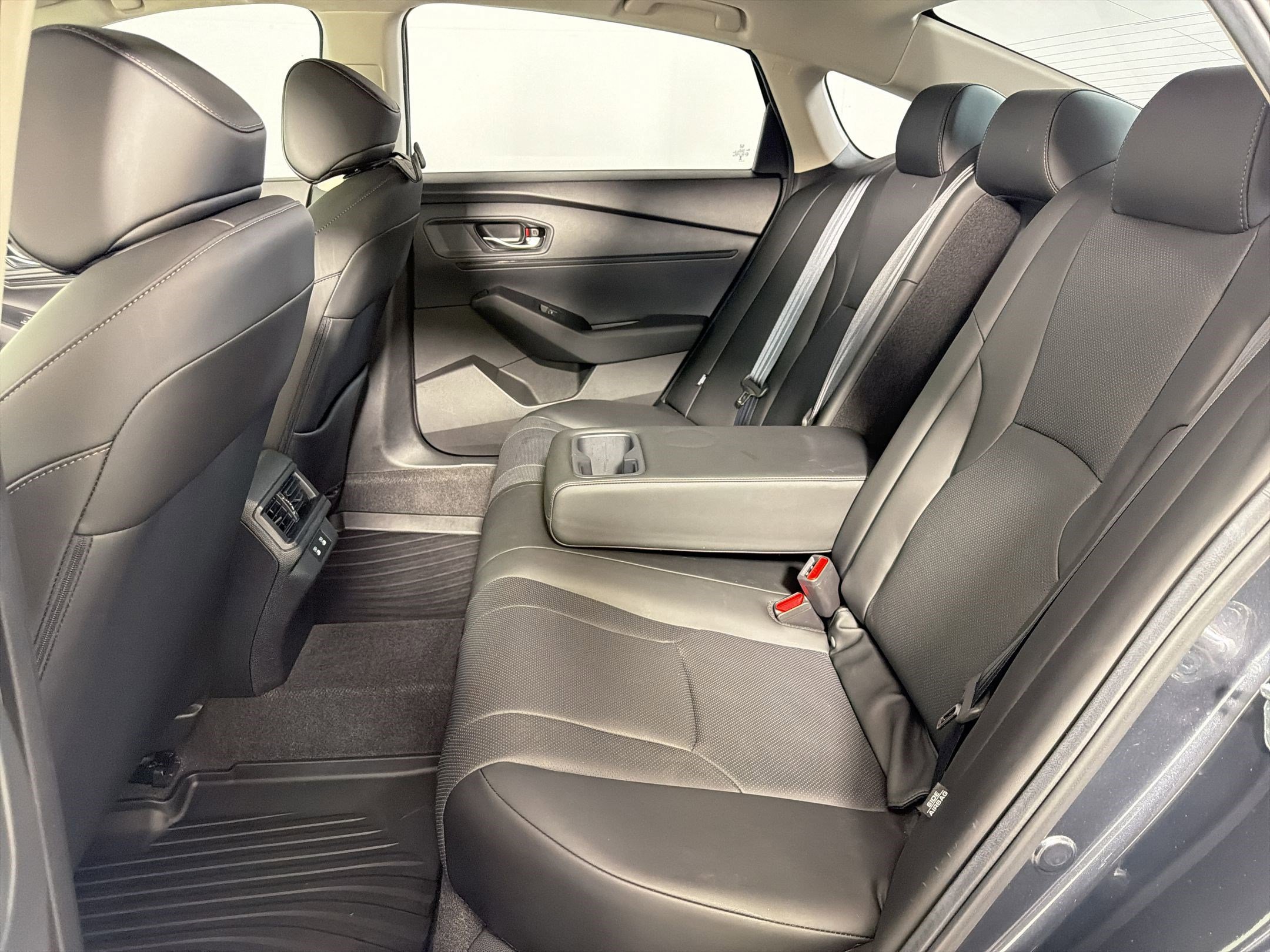 Certified 2025 Honda Accord EX-L image 12