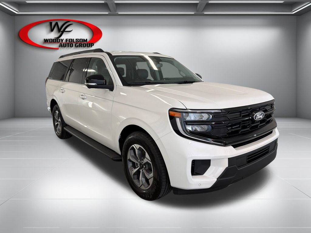 New 2027 Ford Expedition Max Active RWD image 3