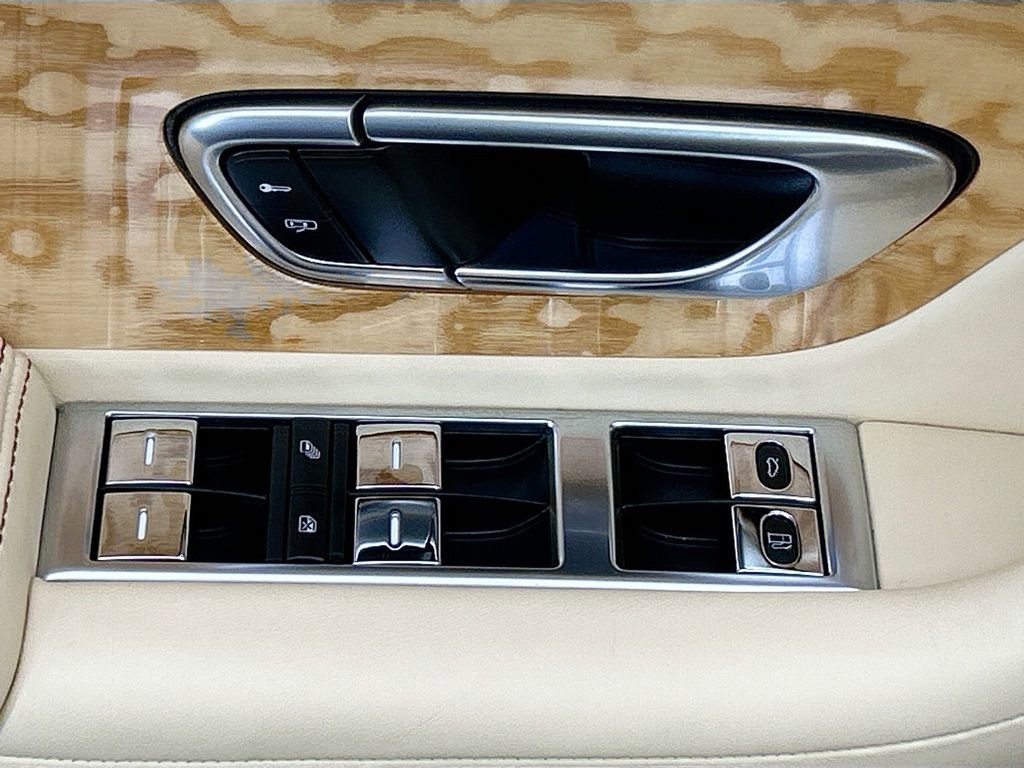 Used 2017 Bentley Continental GT image 29