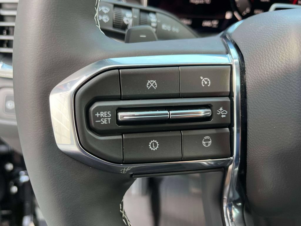 New 2027 GMC Acadia Denali w/ LPO, Floor Liner Package AWD/4WD image 27