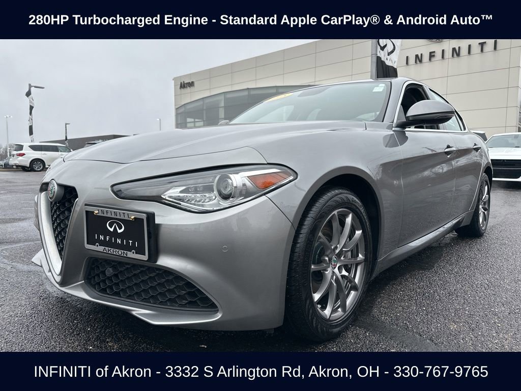 Used 2018 Alfa Romeo Giulia AWD image 1