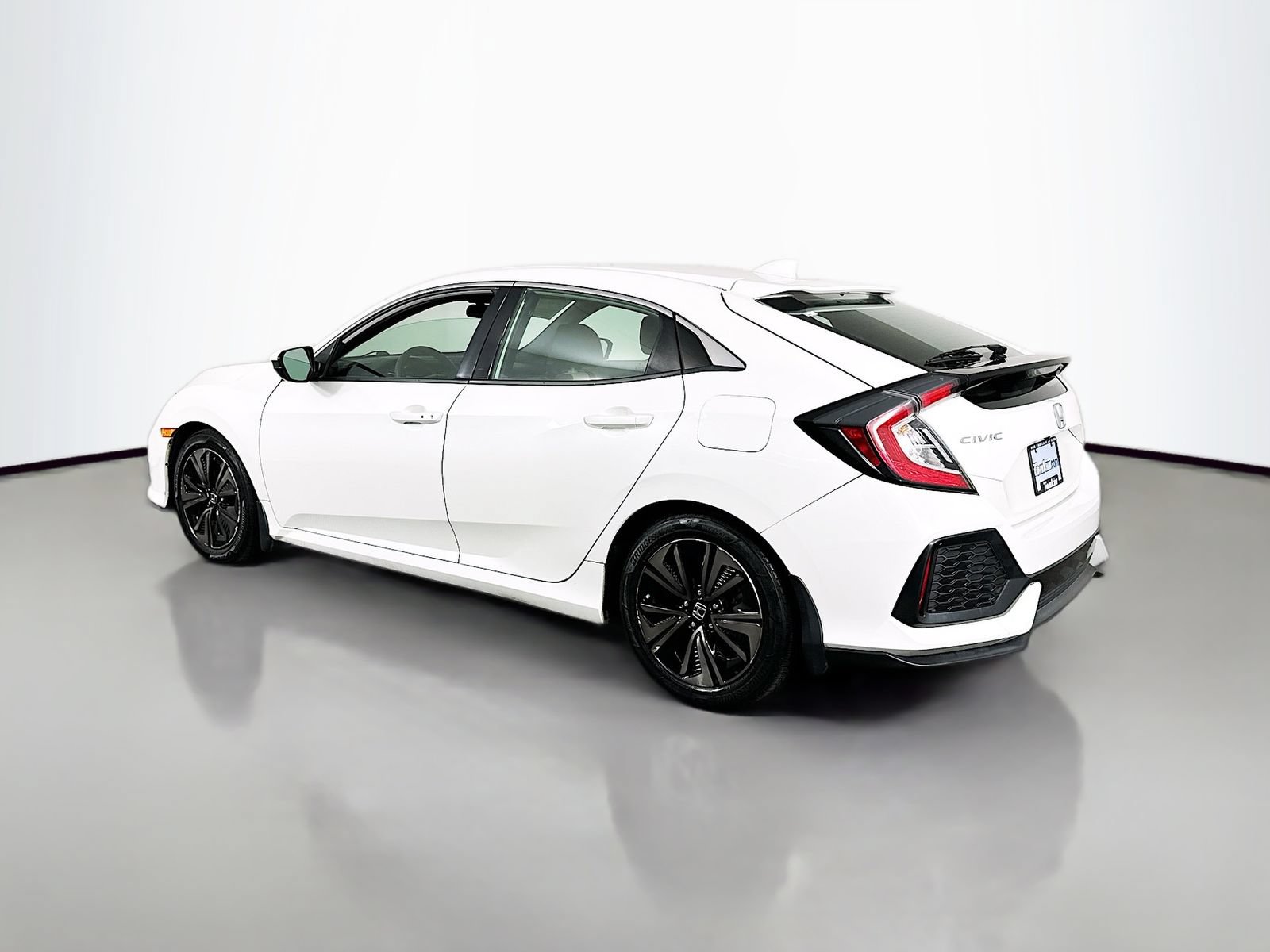 Used 2018 Honda Civic EX image 5