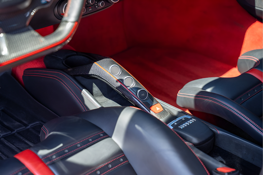 Used 2017 Ferrari 488 GTB RWD image 36