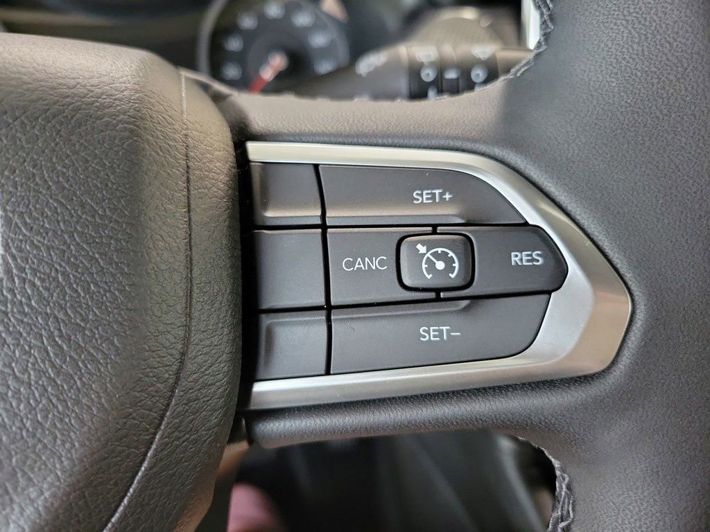 New 2025 Jeep Compass Latitude w/ Convenience Group image 13