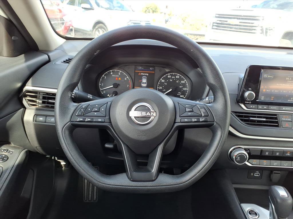 Used 2024 Nissan Altima 2.5 S image 17