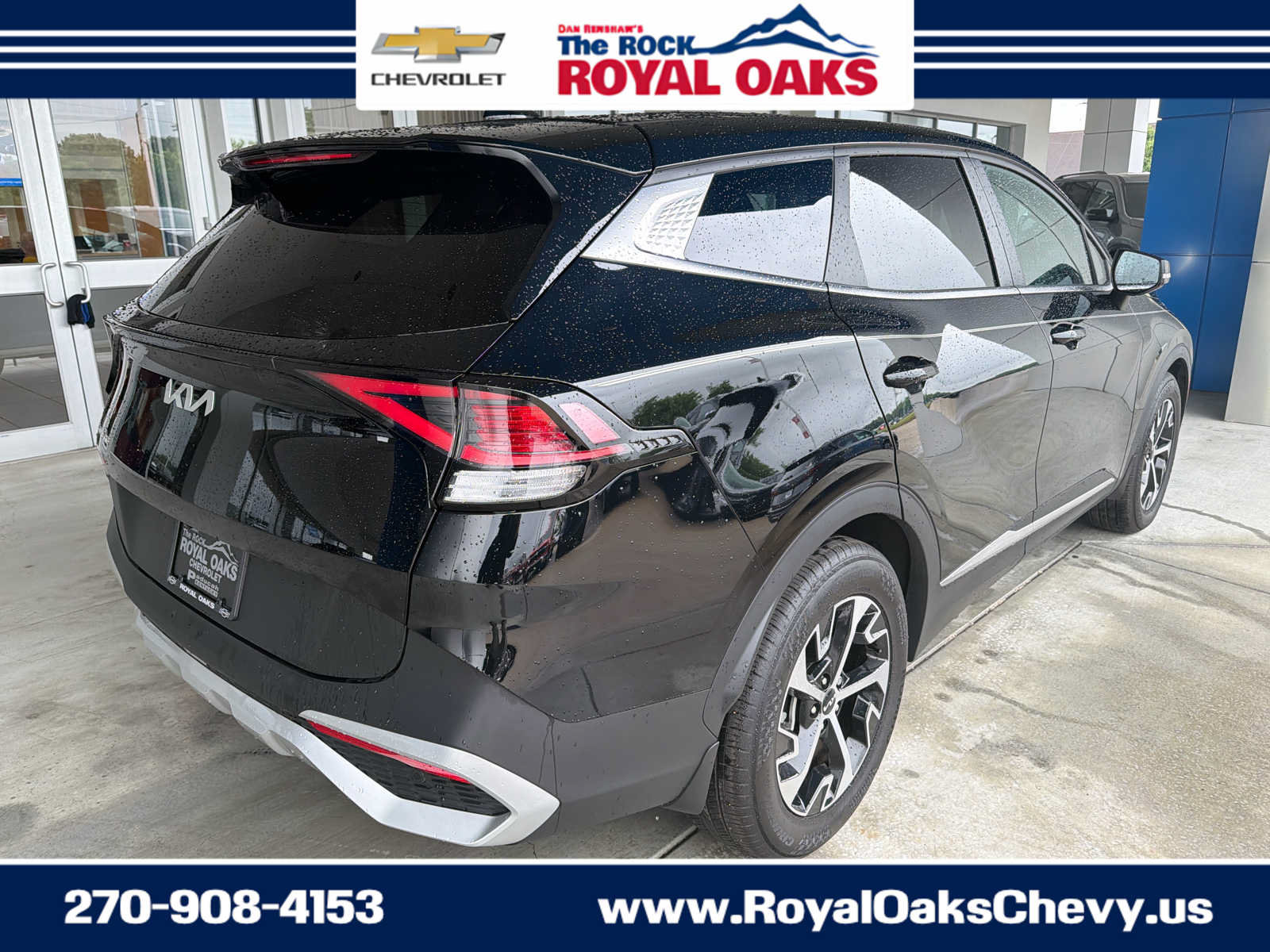 Used 2025 Kia Sportage EX FWD image 7