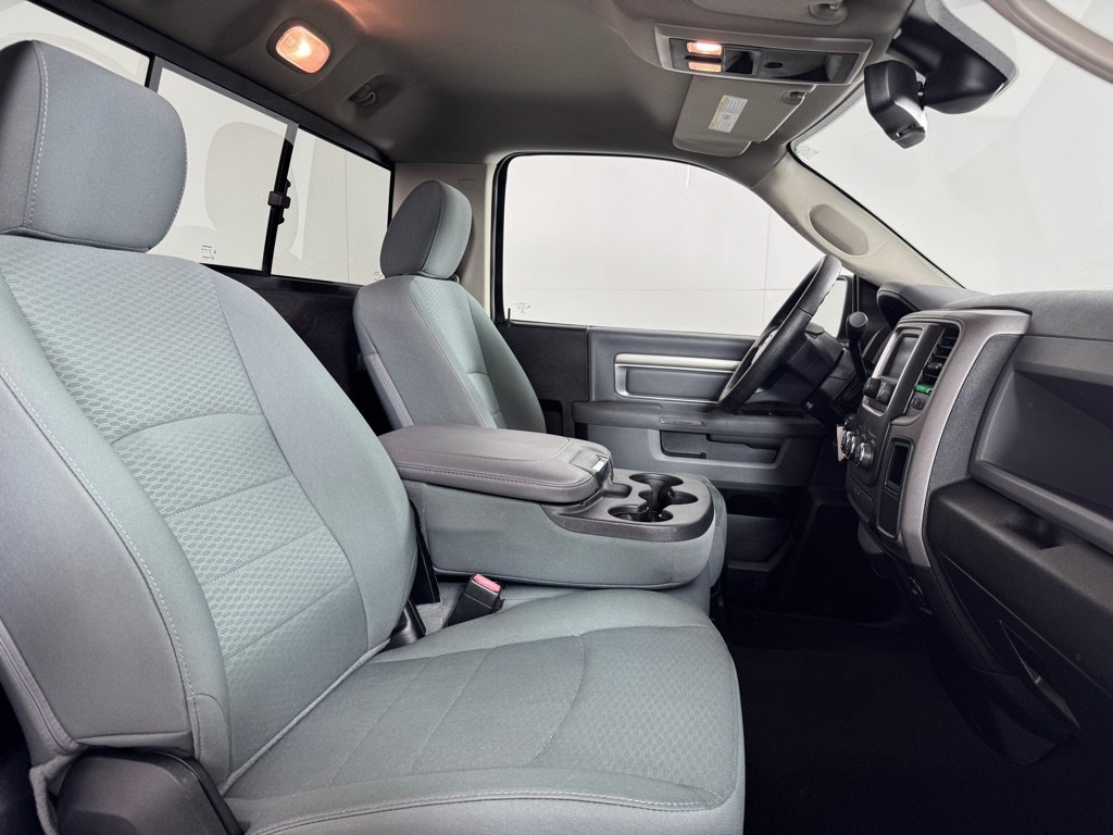 Used 2014 RAM 1500 Express RWD image 19
