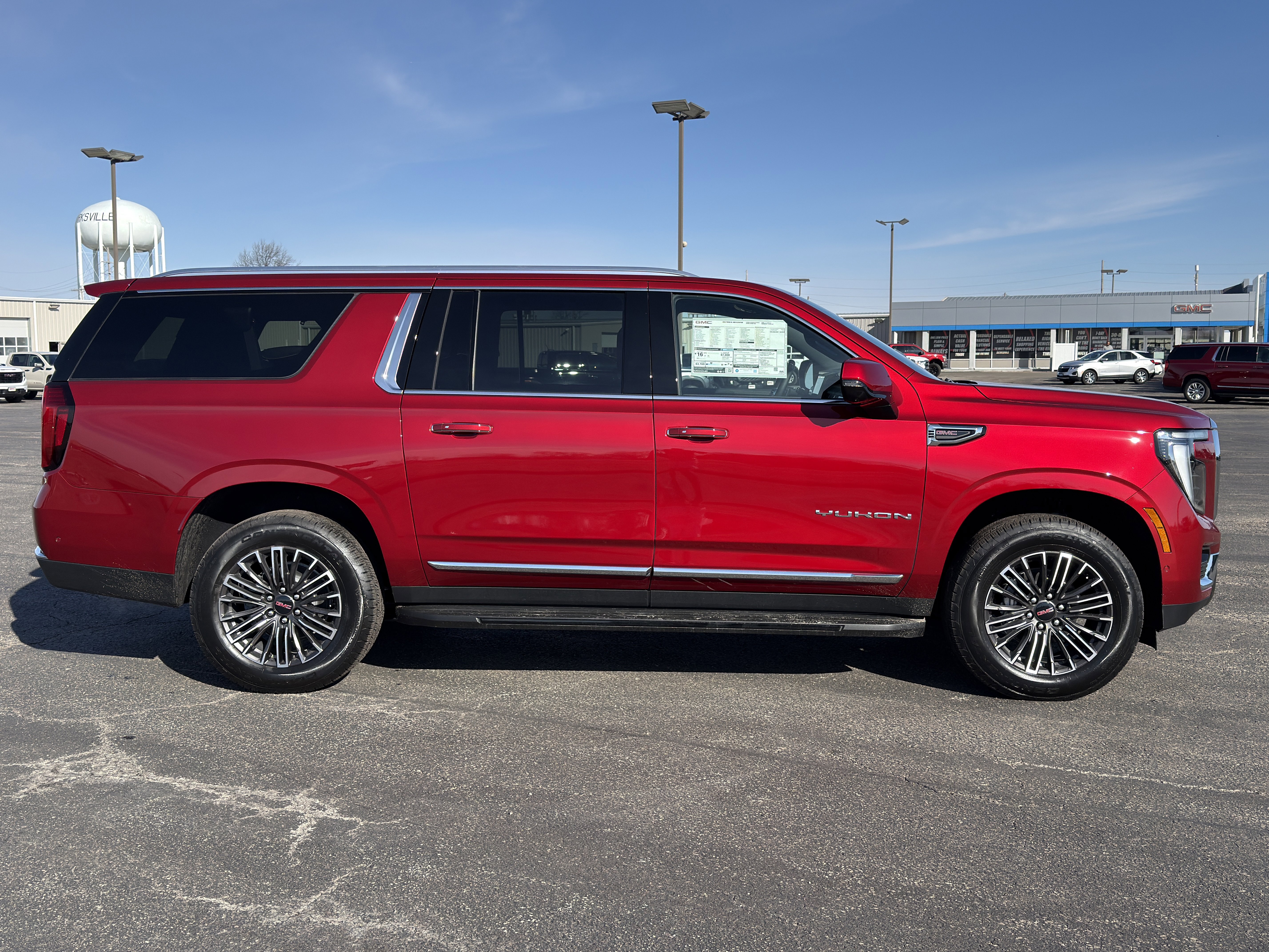 New 2026 GMC Yukon XL Elevation image 2