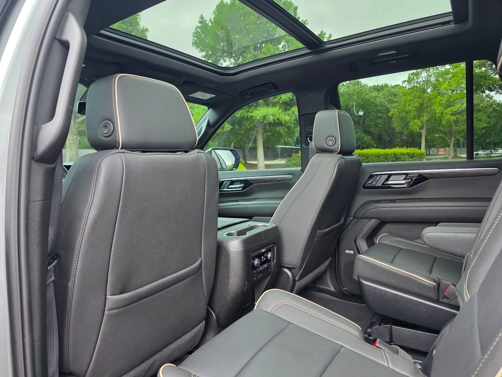 Used 2025 Chevrolet Tahoe Premier w/ Sun And Tow Package RWD image 28
