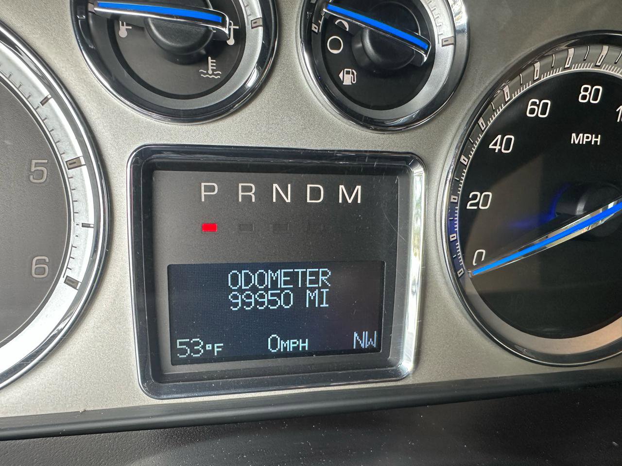 Used 2013 Cadillac Escalade Luxury image 20