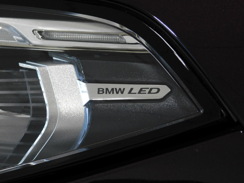 Used 2022 BMW X7 xDrive40i AWD/4WD image 17