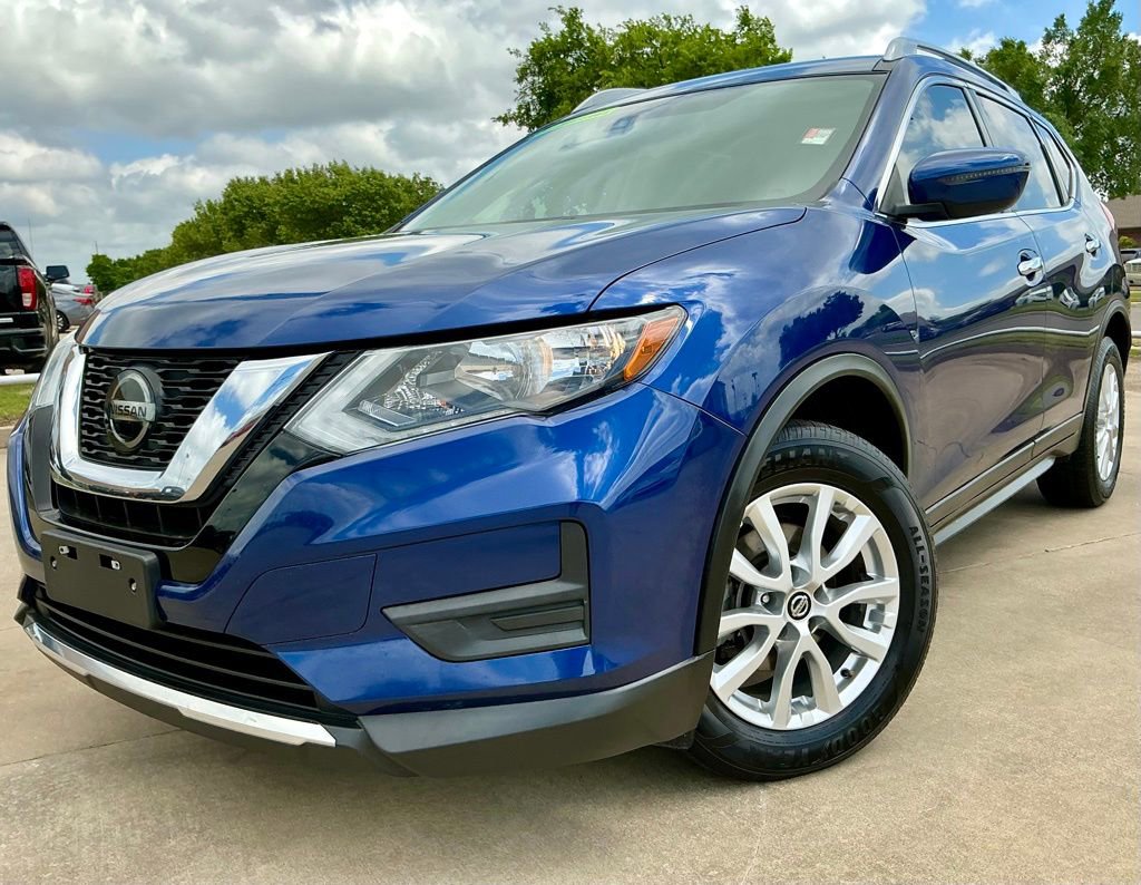 Used 2019 Nissan Rogue S w/ Special Edition Package FWD image 3