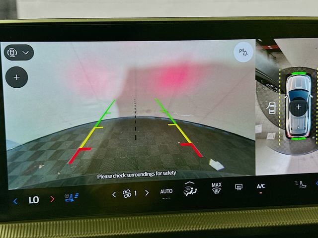 Used 2025 Ford Explorer Platinum w/ LUX Leather Package image 18