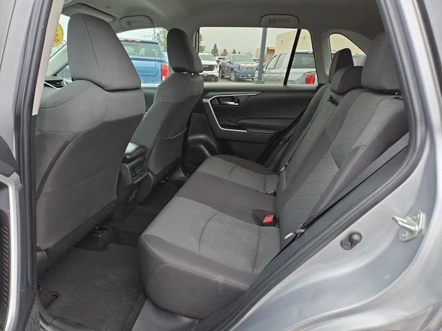 Used 2023 Toyota RAV4 XLE AWD/4WD image 28