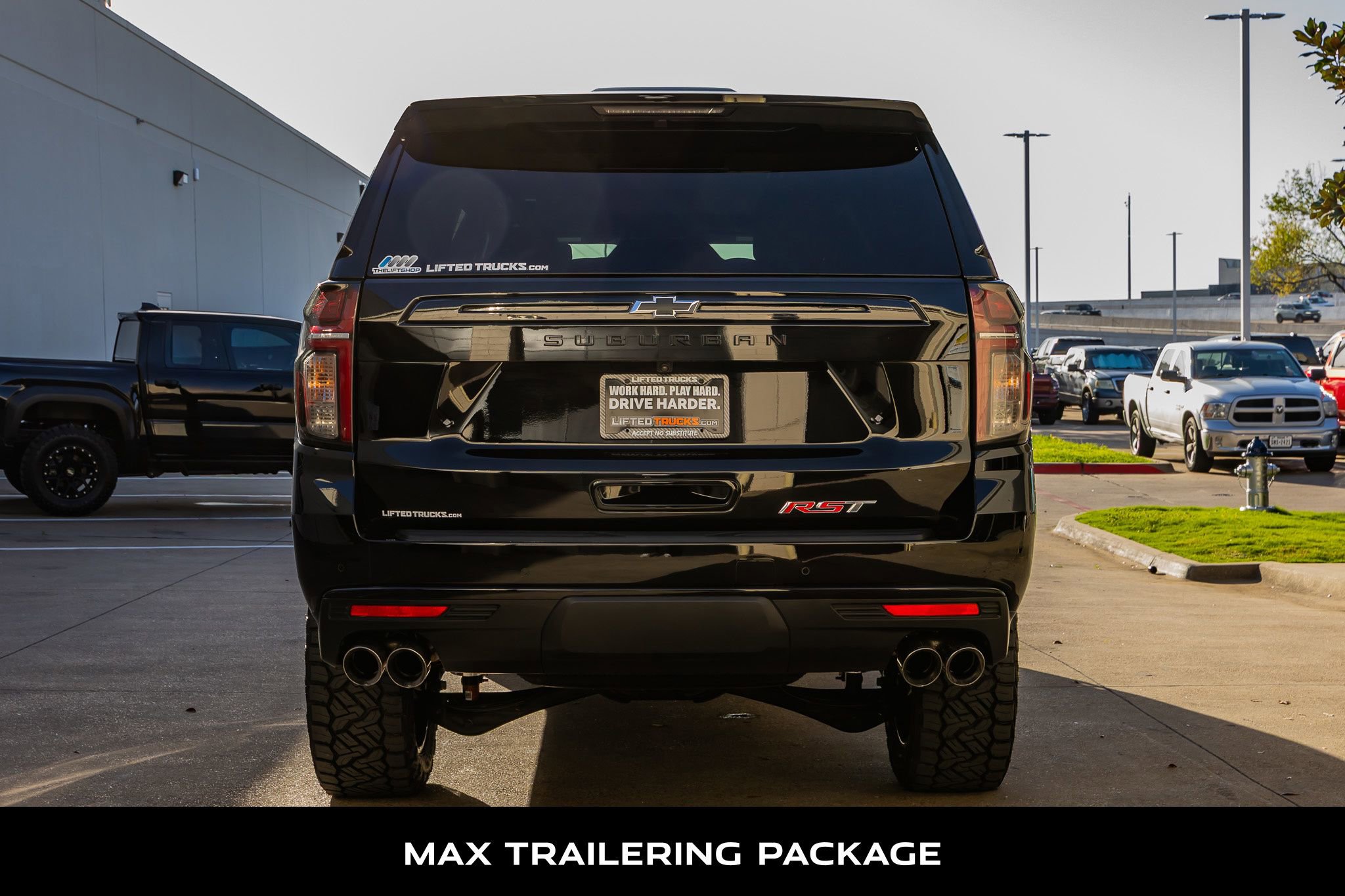 Used 2023 Chevrolet Suburban RST w/ Sport Performance Package image 8