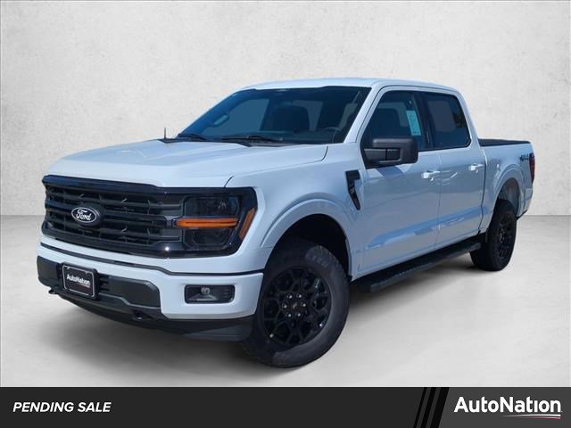New 2026 Ford F150 XLT w/ XLT Black Appearance Package
