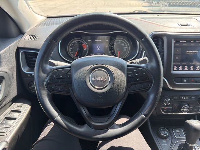 Used 2019 Jeep Cherokee Trailhawk w/ Cold Weather Group image 24