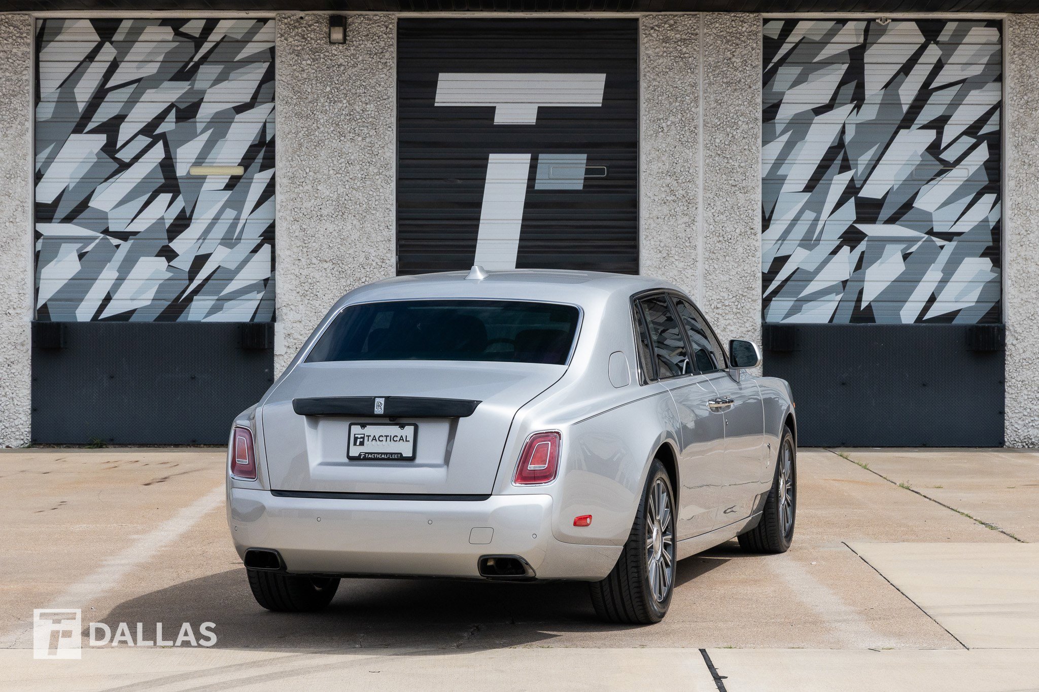 Used 2023 Rolls-Royce Phantom Sedan w/ The Phantom Package image 19