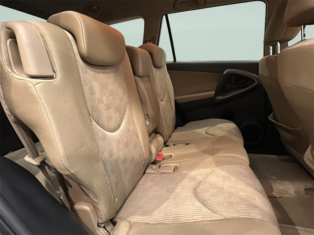 Used 2011 Toyota RAV4 4WD image 10