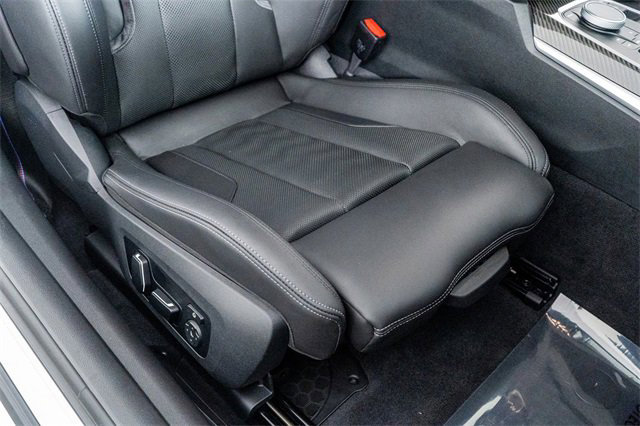 Used 2025 BMW M4 Coupe image 32