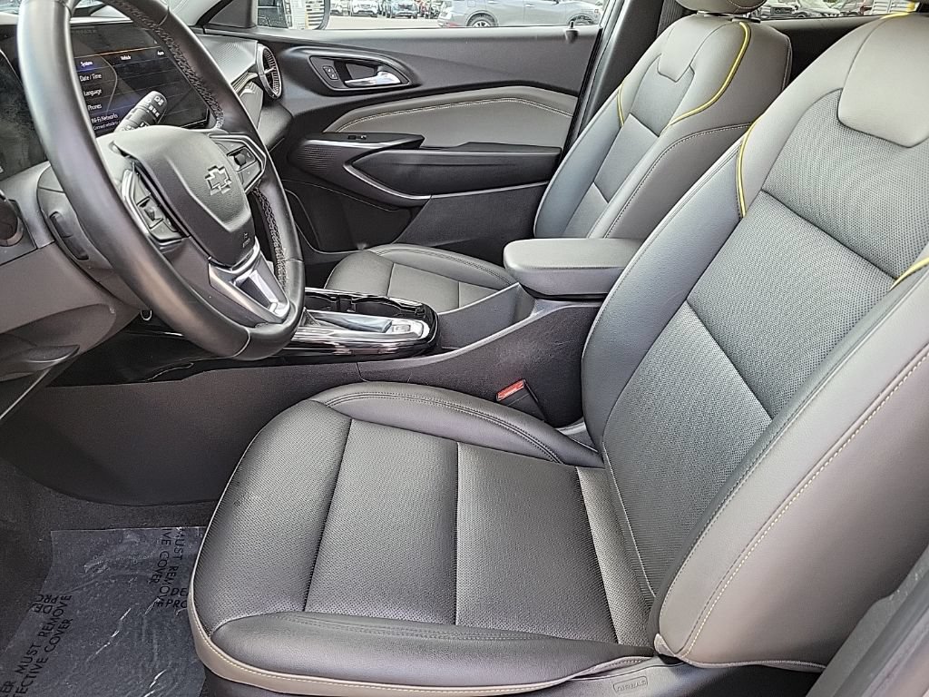 Used 2025 Chevrolet Trax ACTIV w/ Driver Confidence Package FWD image 10