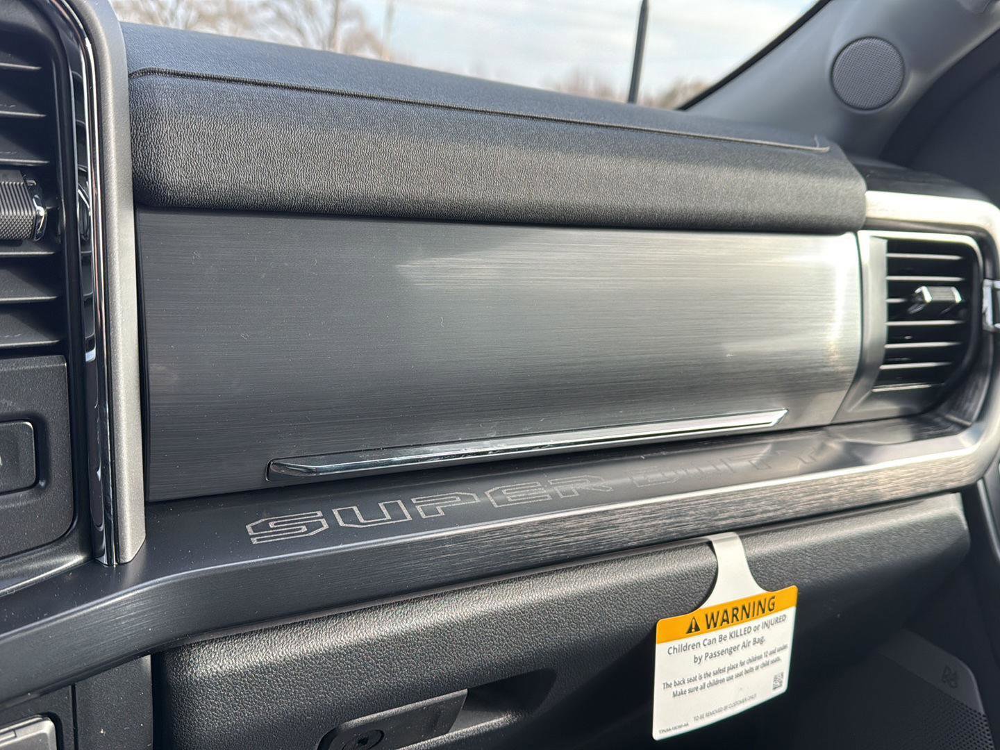 New 2026 Ford F250 Lariat w/ Chrome Package image 40