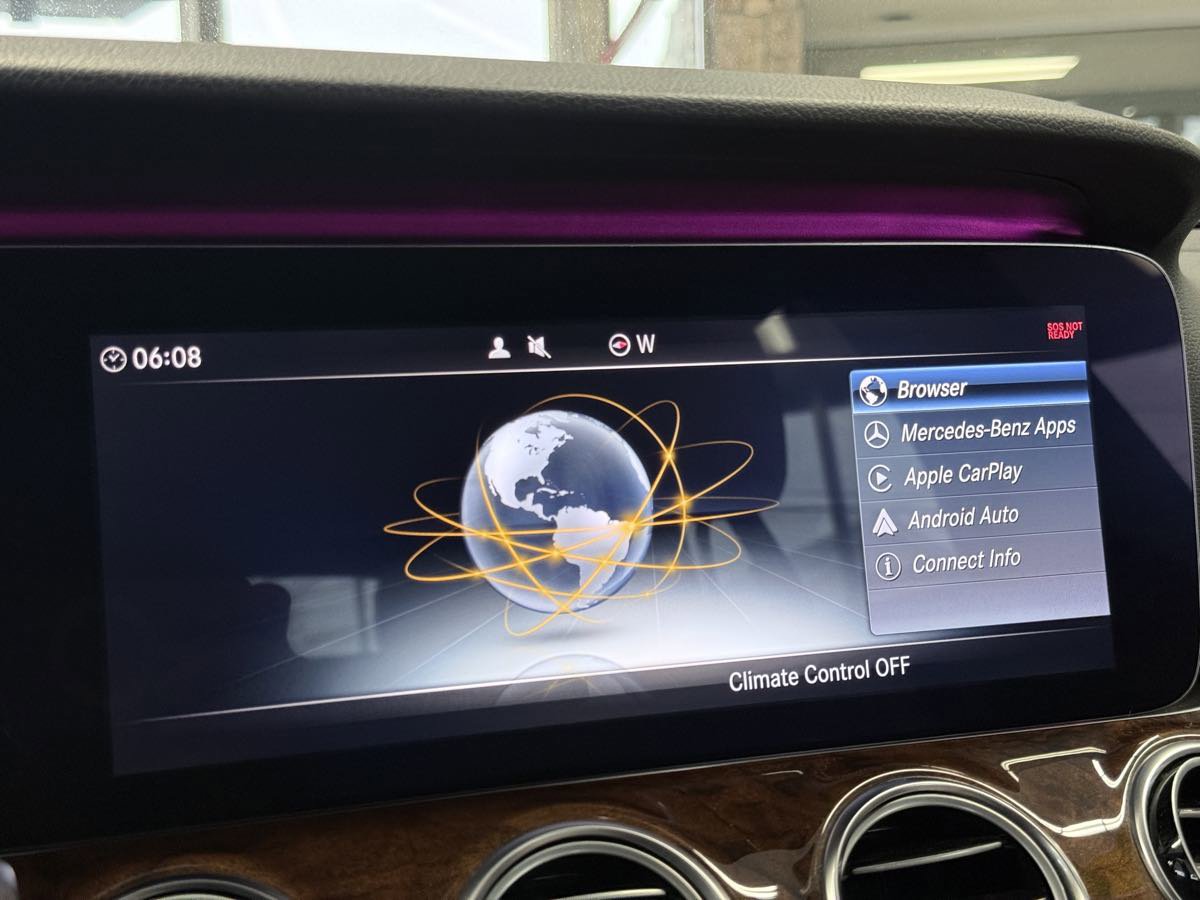 Used 2018 Mercedes-Benz E 400 4MATIC Wagon image 61