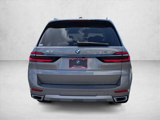 Used 2026 BMW X7 xDrive40i image 7