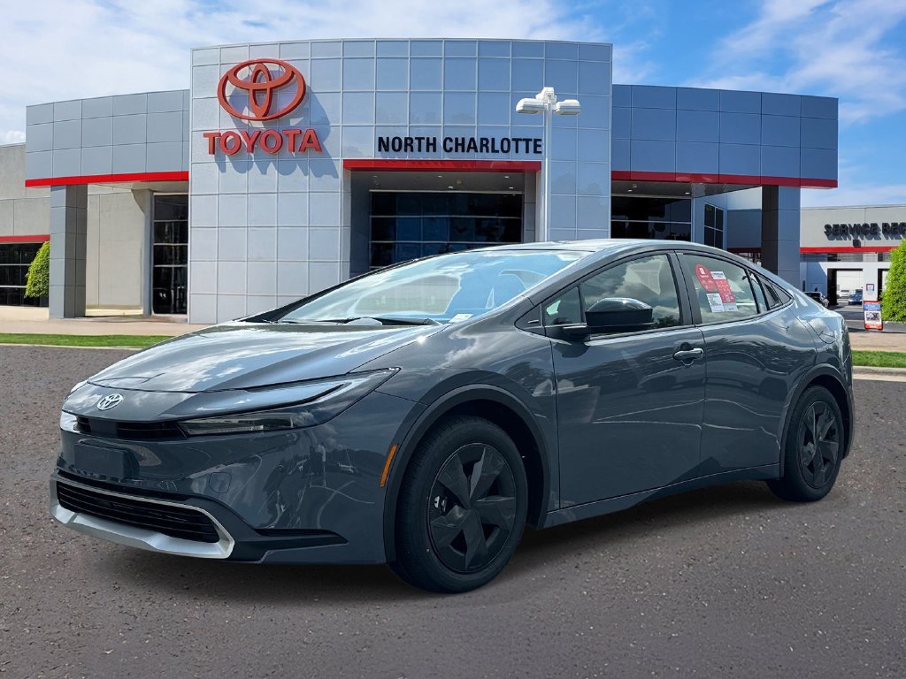 New 2027 Toyota Prius Plug-In Hybrid FWD image 4