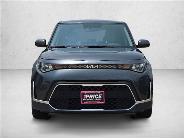 Used 2025 Kia Soul LX w/ LX Technology Package FWD image 2