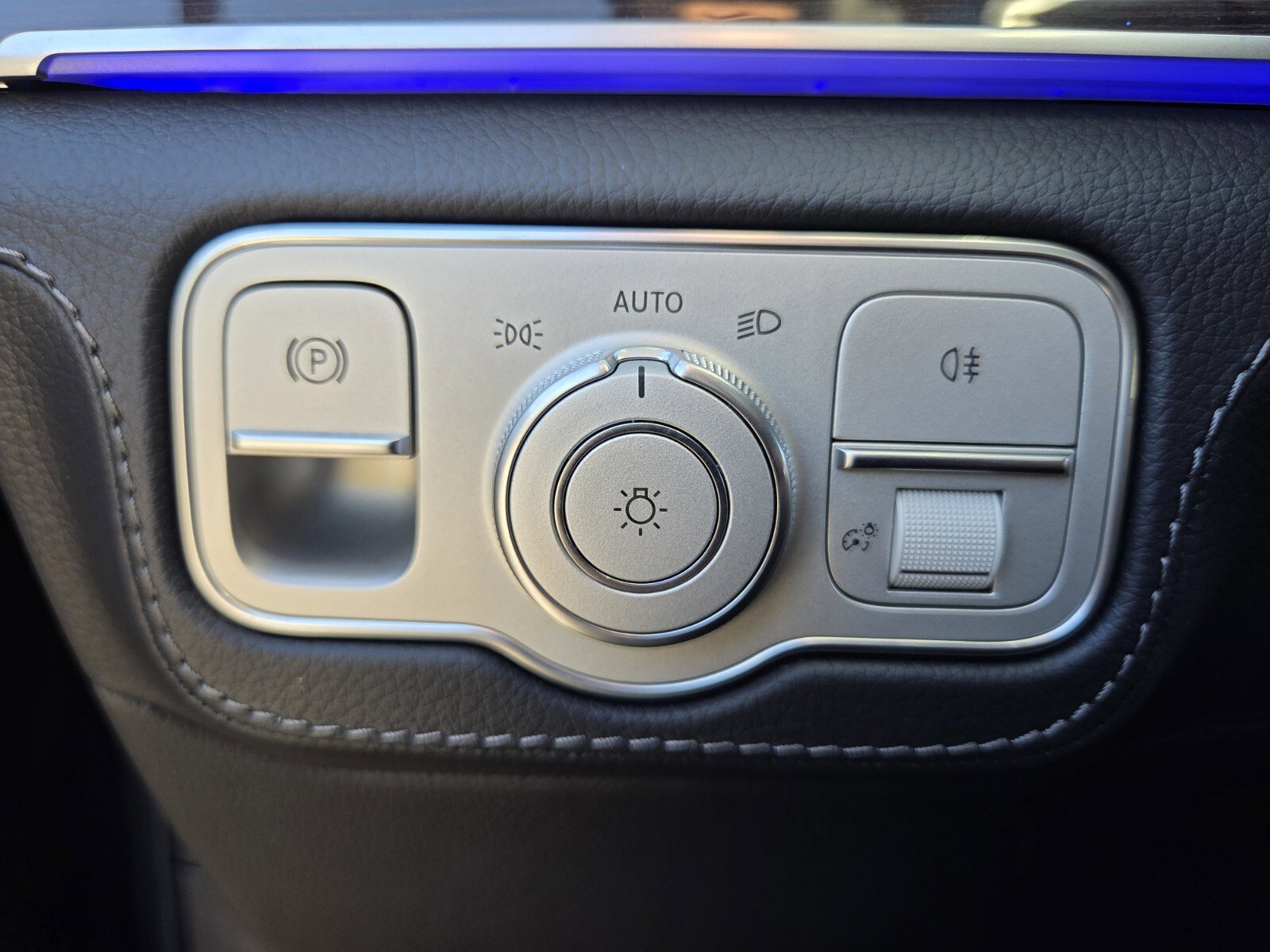 Used 2025 Mercedes-Benz GLE 350 4MATIC image 22