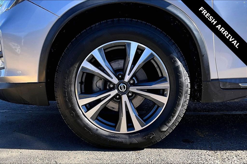 Used 2018 Nissan Rogue SL image 30