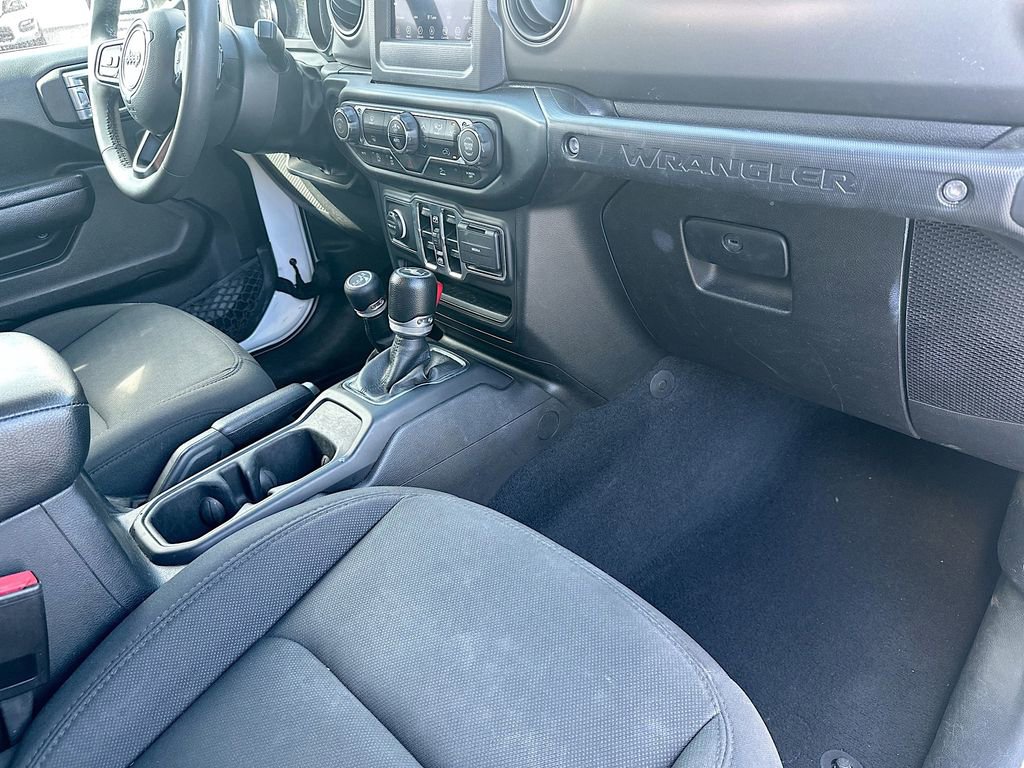 Used 2023 Jeep Wrangler Sport S image 32