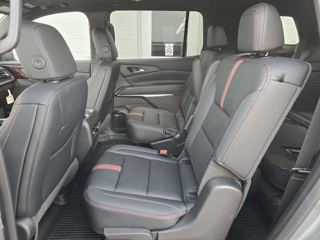 New 2026 Chevrolet Traverse RS w/ LPO, Floor Liner Package image 10