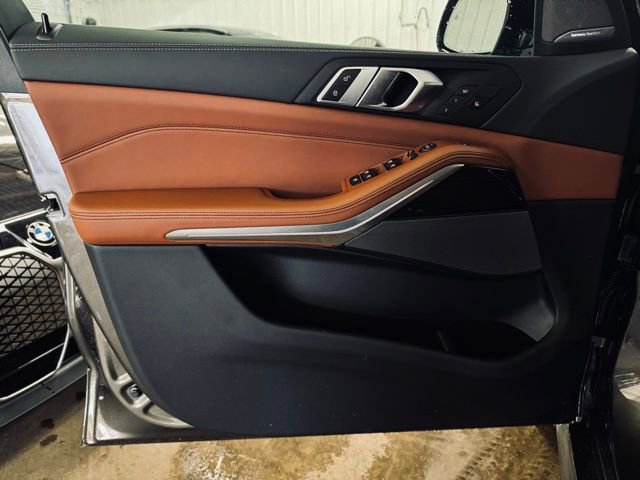 New 2026 BMW X5 xDrive40i w/ M Sport Package image 14