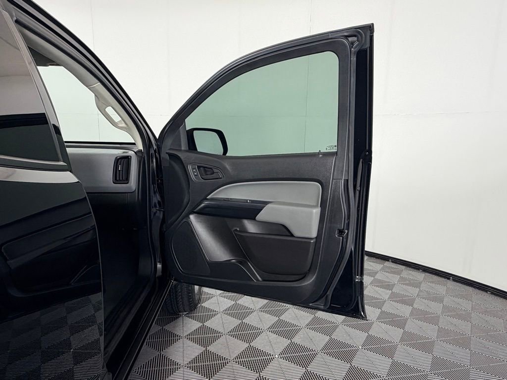 Used 2021 Chevrolet Colorado W/T w/ Custom Special Edition image 21