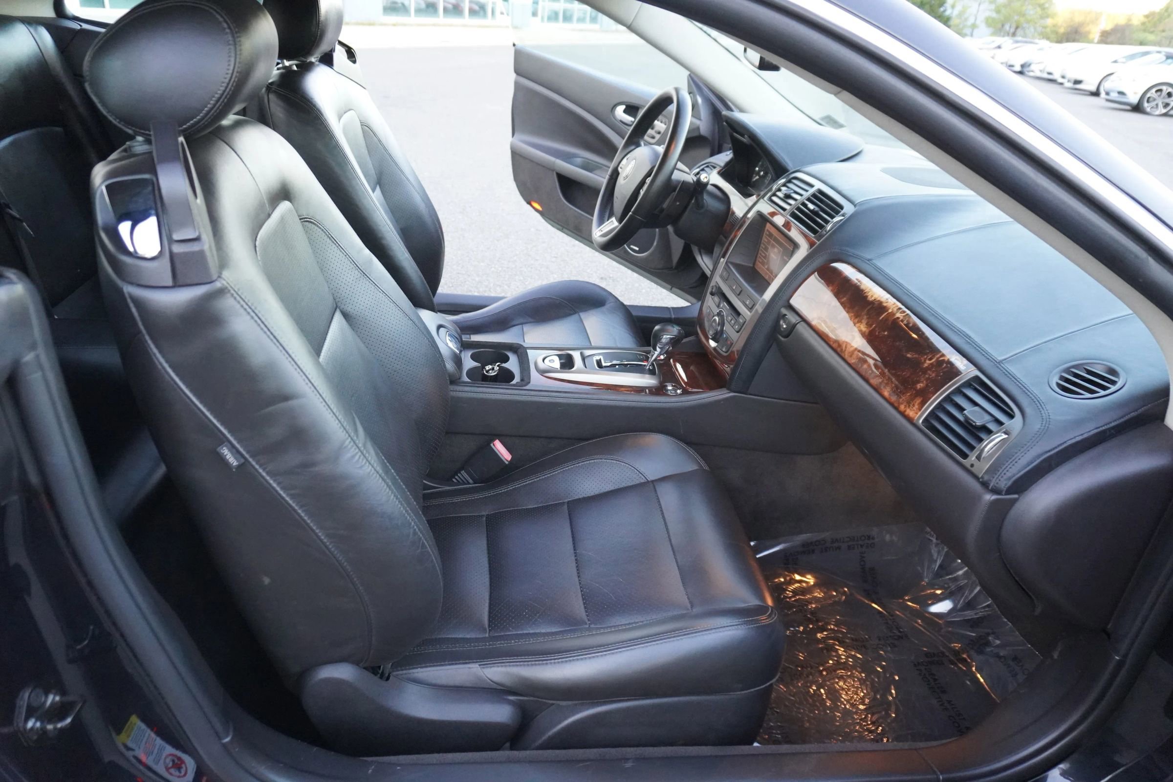 Used 2007 Jaguar XKR R image 11